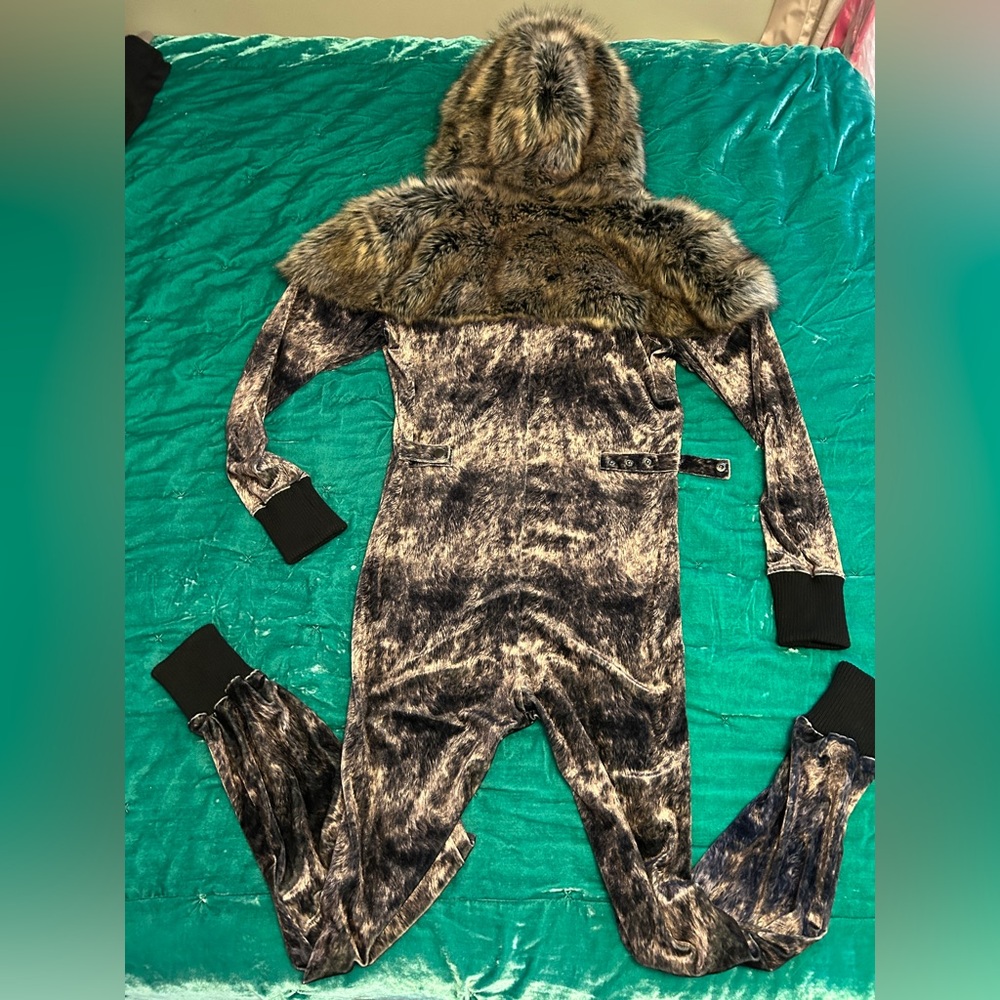 Spirithoods Grazer Wolf Faux Fur Animal Onesie Jumpsuit Festival Medium Small - Picture 13 of 14